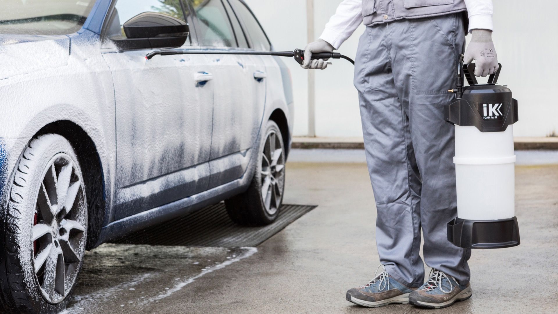 IK - Foam PRO 12 sprayer - 10L (incl ventiel voor compressor)